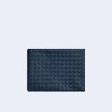 보테가 베네타 인트레치아토 하프 지퍼 파우치